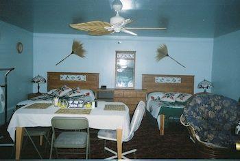 Village Albergue *
